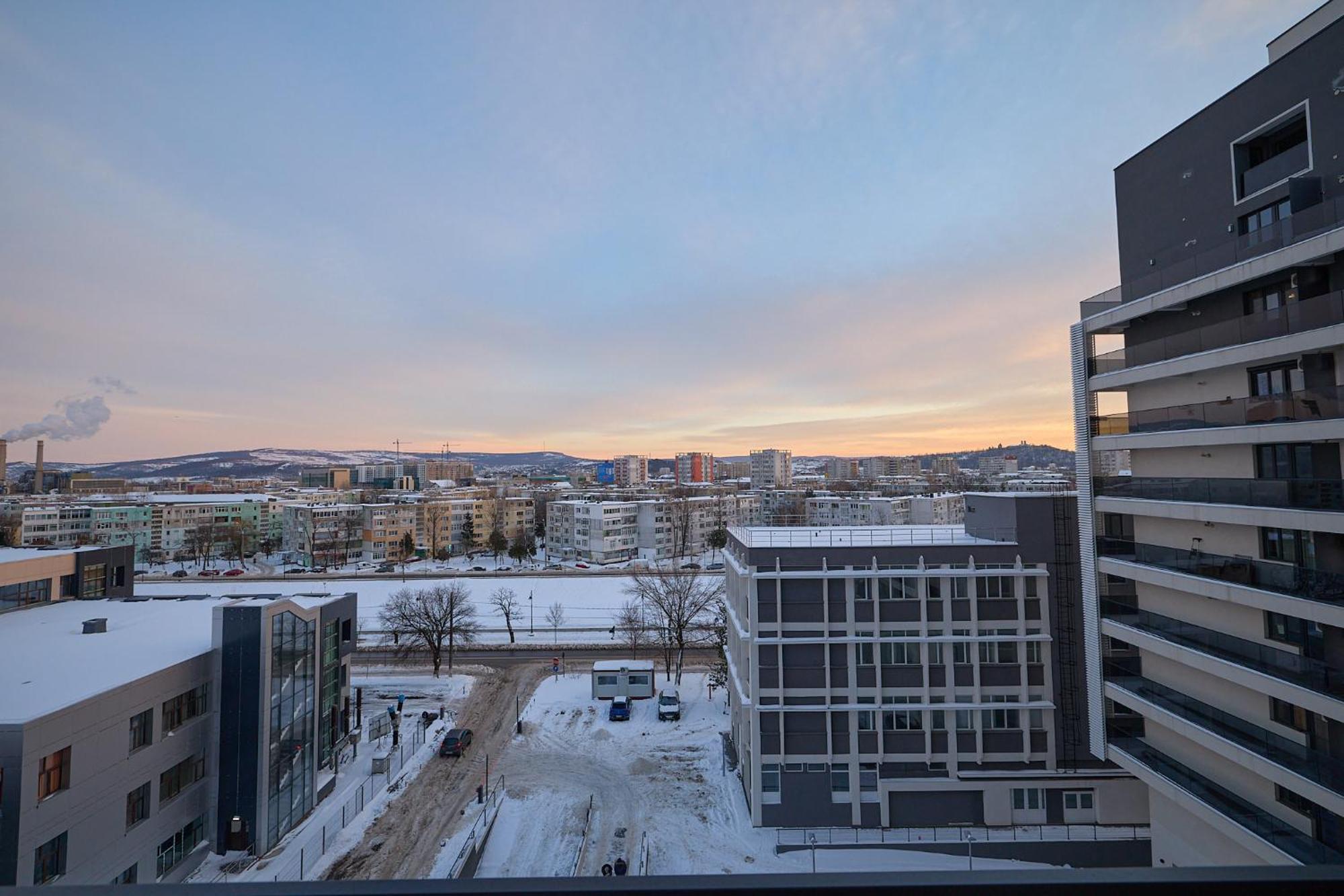 Cozy Collection Apartments At Palas Mall Iasi Exterior photo
