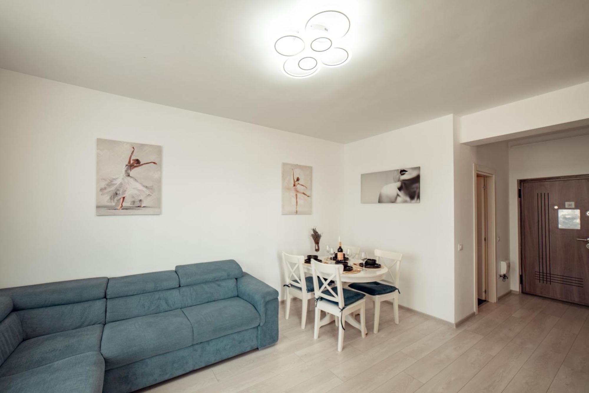 Cozy Collection Apartments At Palas Mall Iasi Exterior photo
