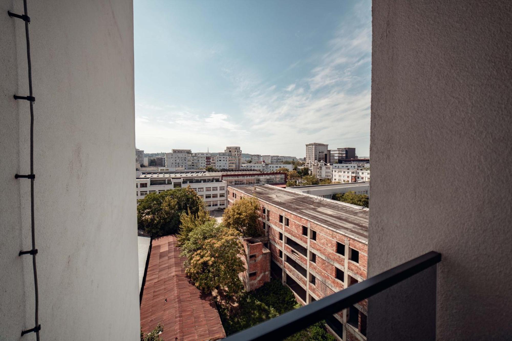 Cozy Collection Apartments At Palas Mall Iasi Exterior photo