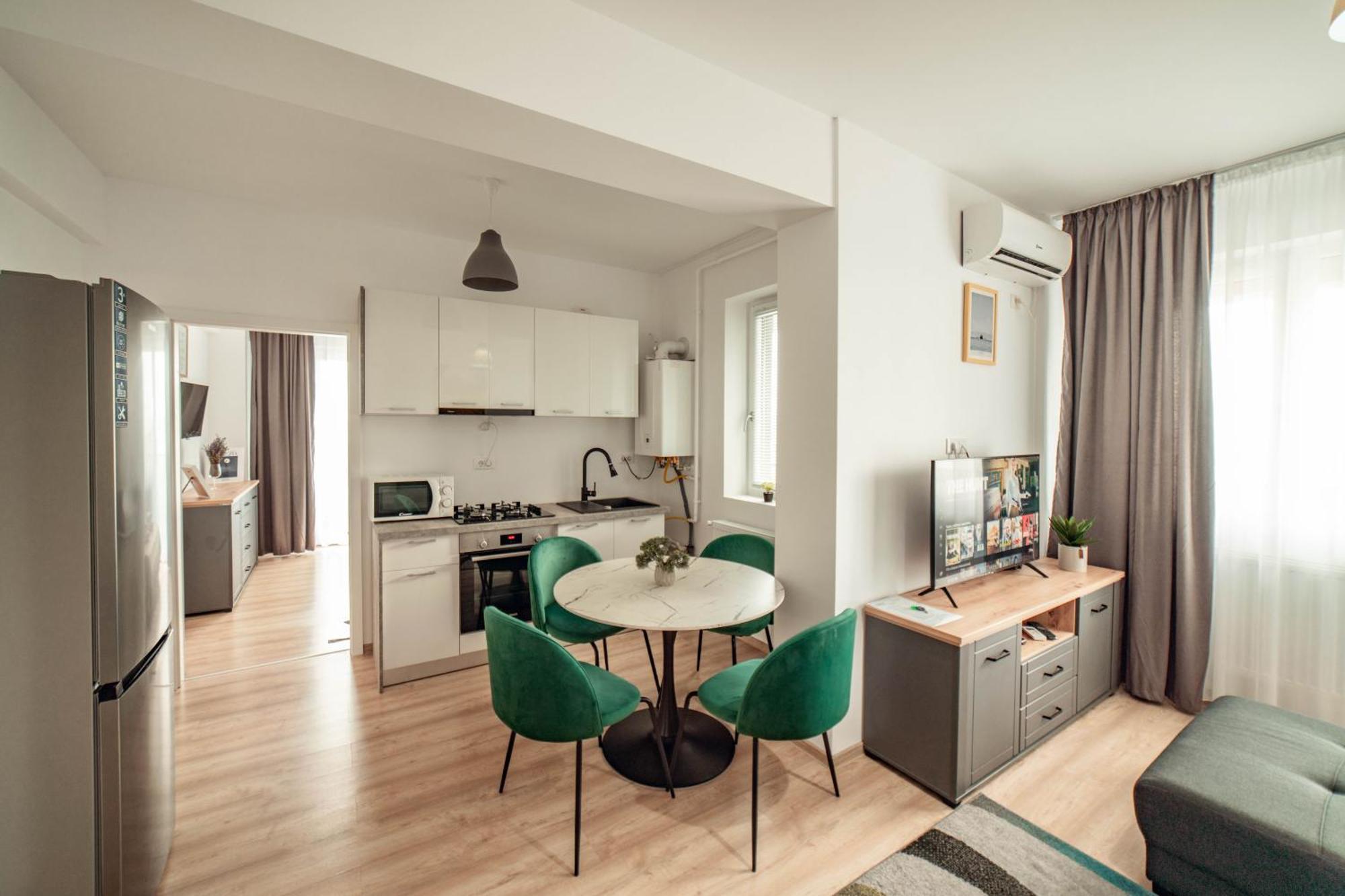 Cozy Collection Apartments At Palas Mall Iasi Exterior photo